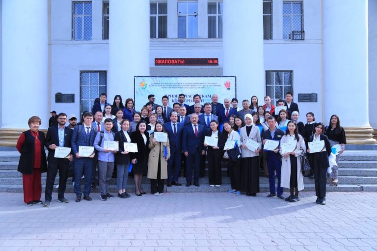 КНАУ им. К. И. Скрябина прошла Республиканская студенческая научно-практическая конференция посвященной профессора Баляна Григорий Айказовича и Баляна Генрих Григорьевича.
