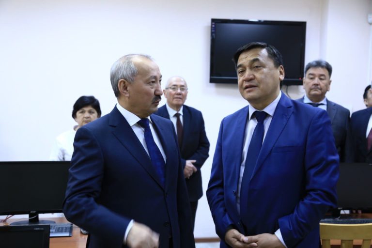 В КНАУ прошла конференция, посвященная 95-летию Григория Баляна и 70-летию Генриха Баляна. Мероприятие посетил министр образования