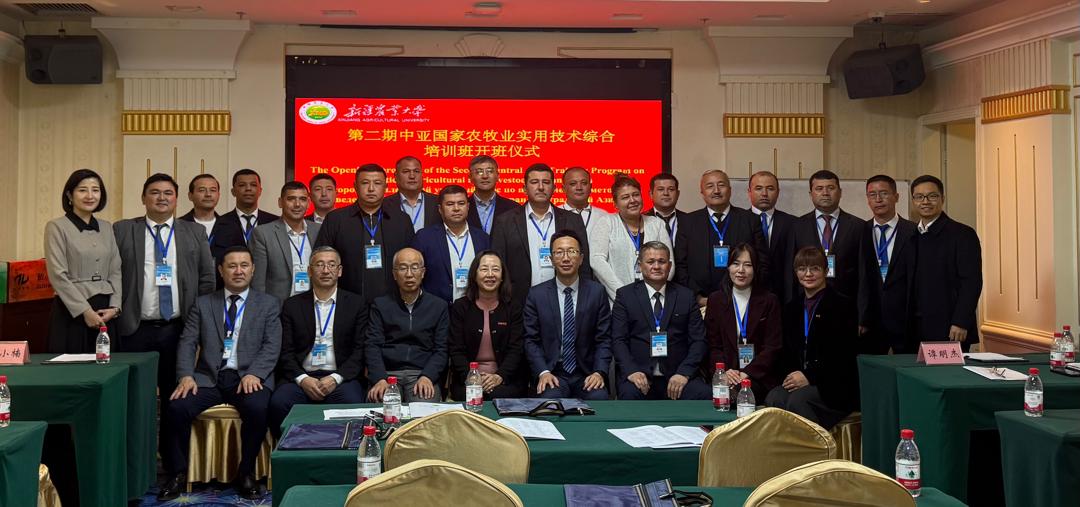 Кытай Эл Республикасында өткөн айыл чарба боюнча окутуу-тренингге КУАУнун окутуучулары катышты
